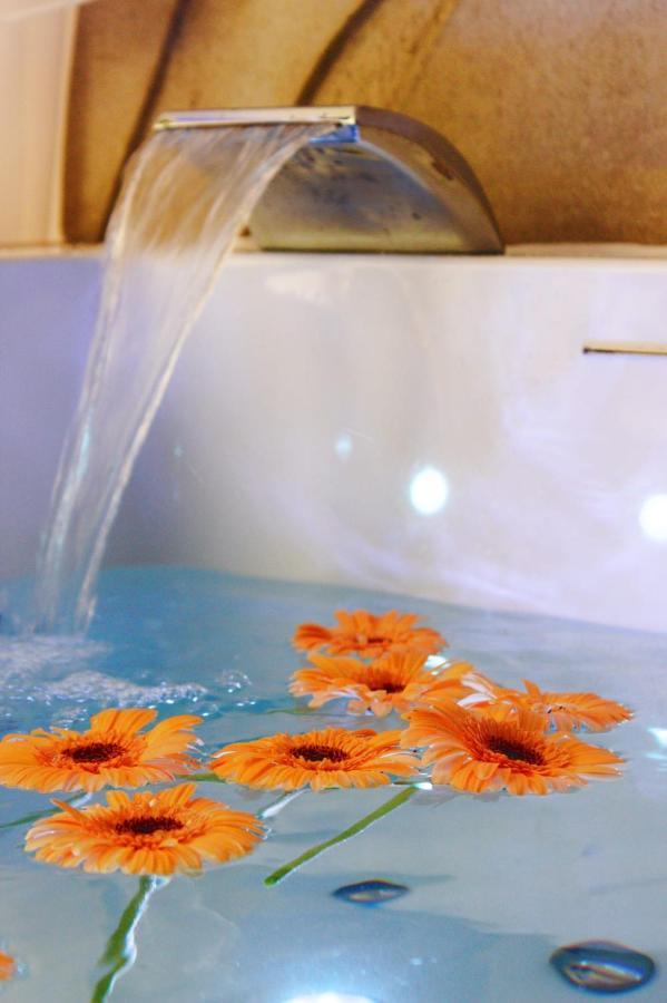 Vanadis, Suites D'Exceptions & Spa - Le Balneo Pacy-sur-Eure 외부 사진